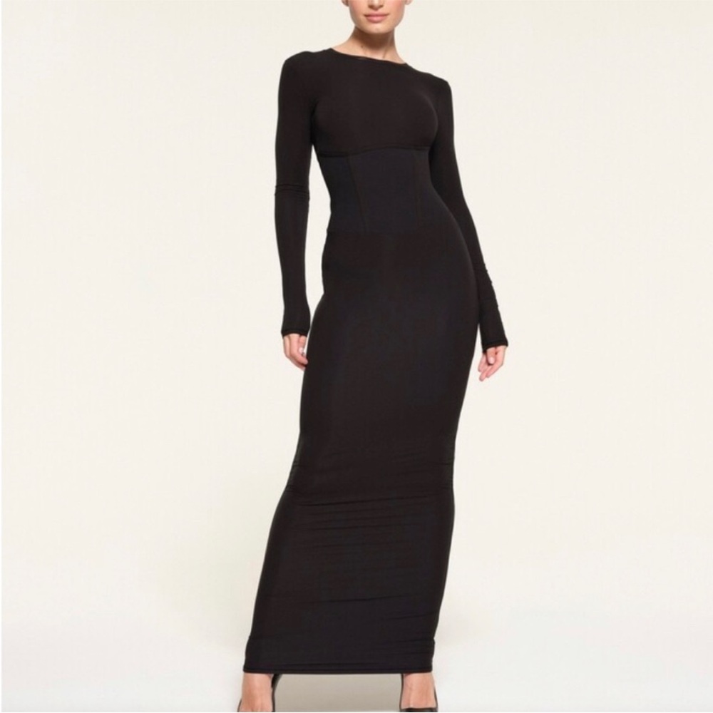 SKIMS BLACK Fits Everybody corset shaping Long Sleeve Dress